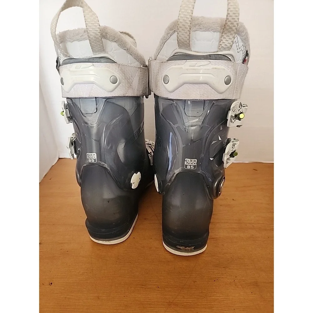Dalbello Mantis‎ 85 Womens Ski Boots Size 6 277mm 235